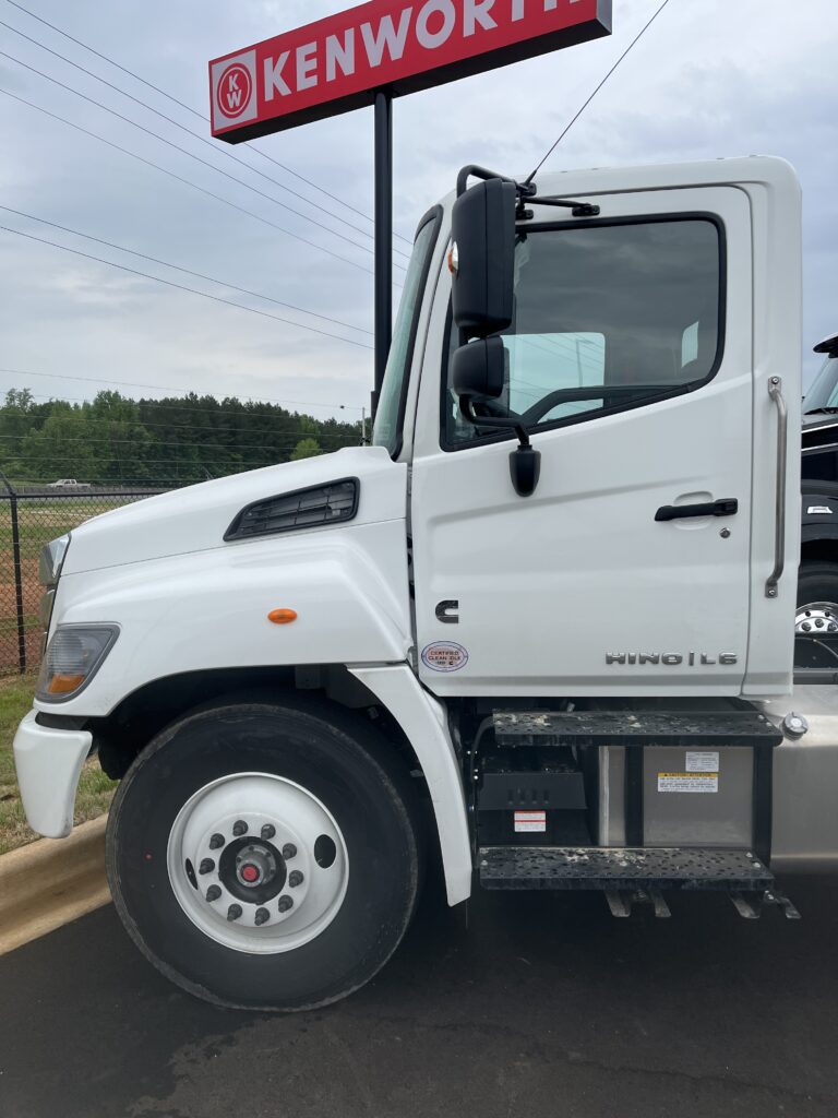 2026 Hino L6 - image 5