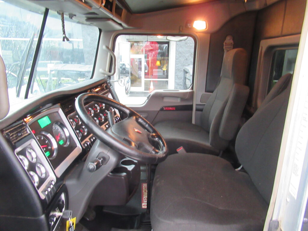 2021 Kenworth - image 7