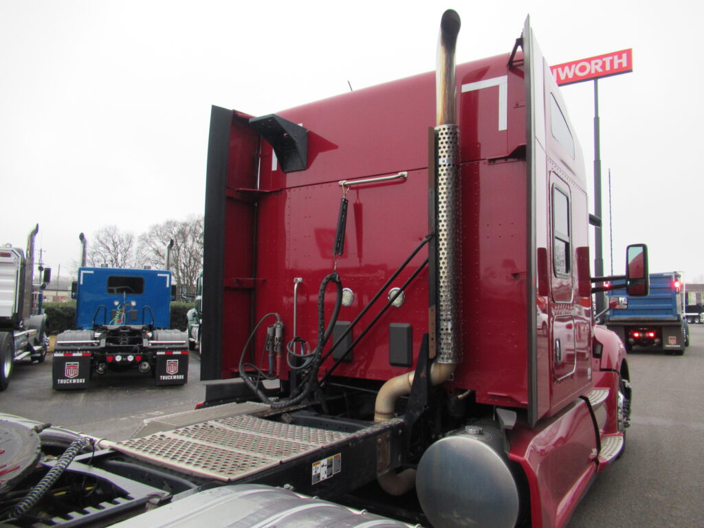 2020 Kenworth - image 4