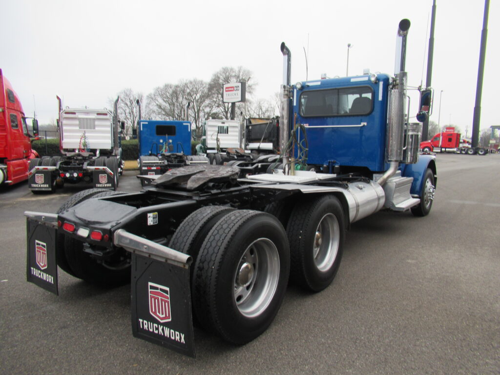 2022 Peterbilt - image 6