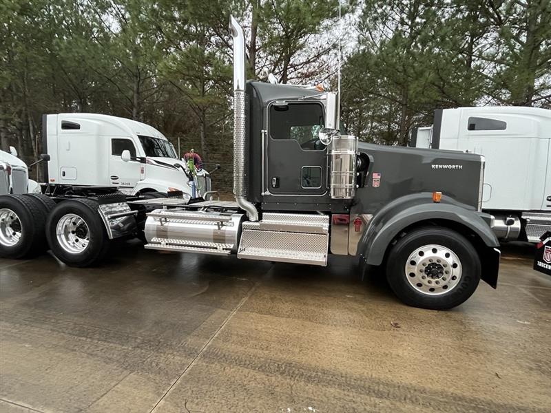 2026 Kenworth - image 2