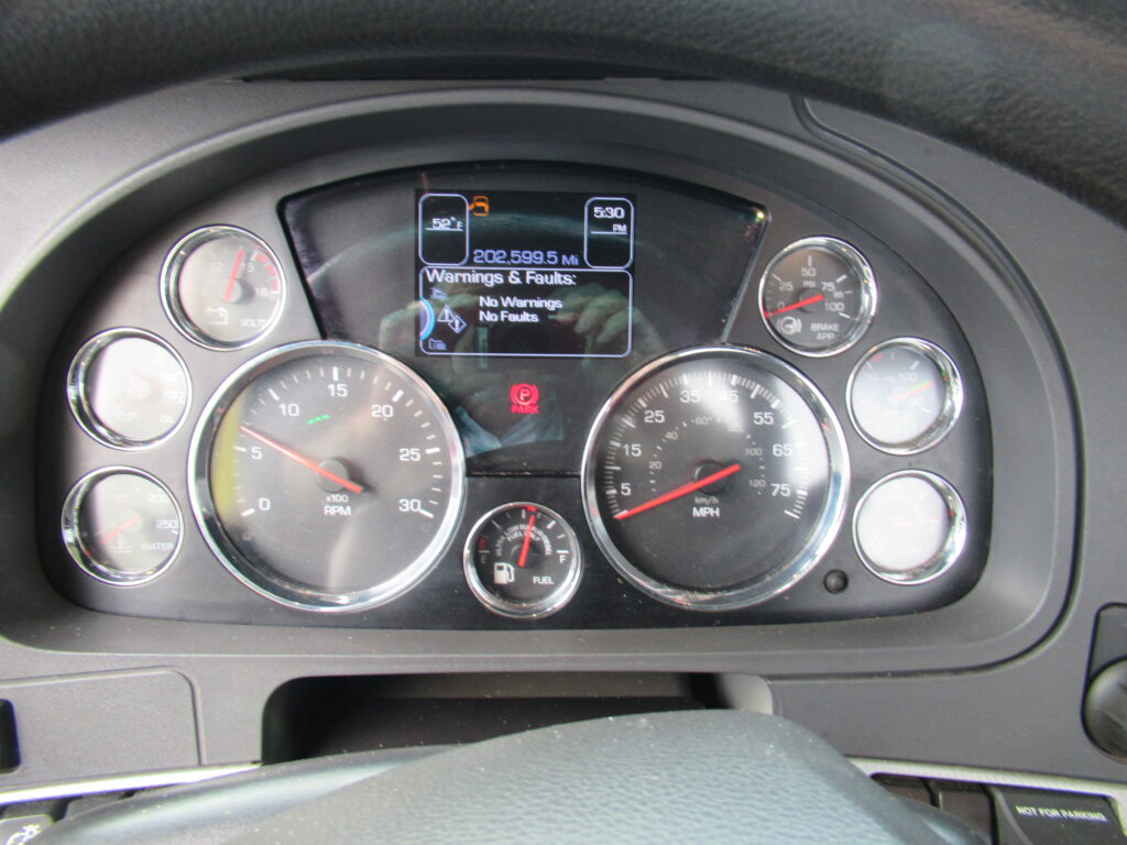 2022 Kenworth - image 11