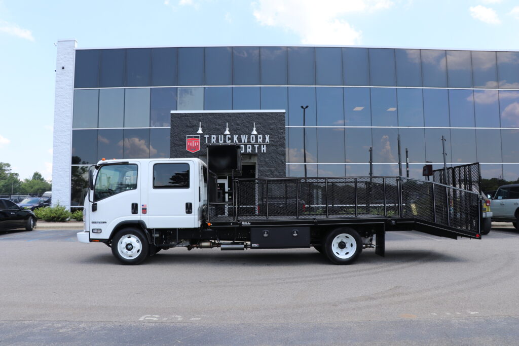 2026 Isuzu - image 2