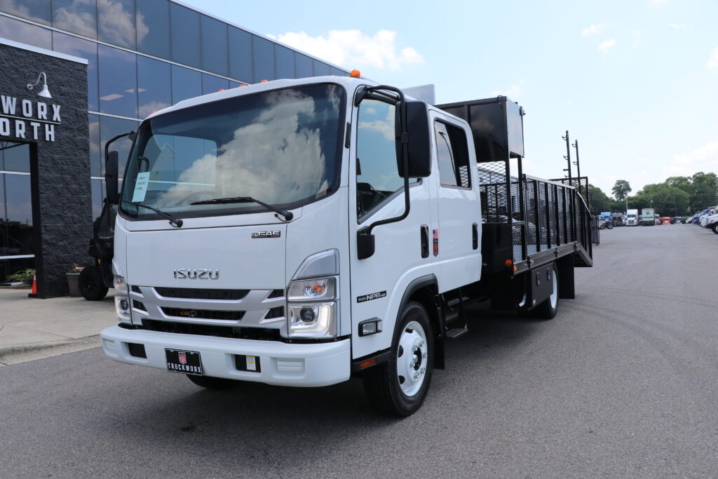 2026 Isuzu - image 3