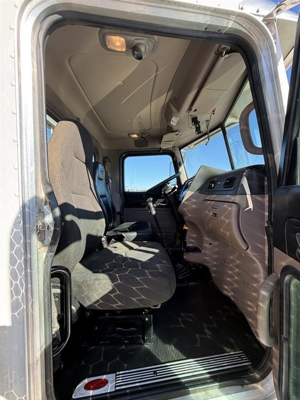 2022 Peterbilt - image 8