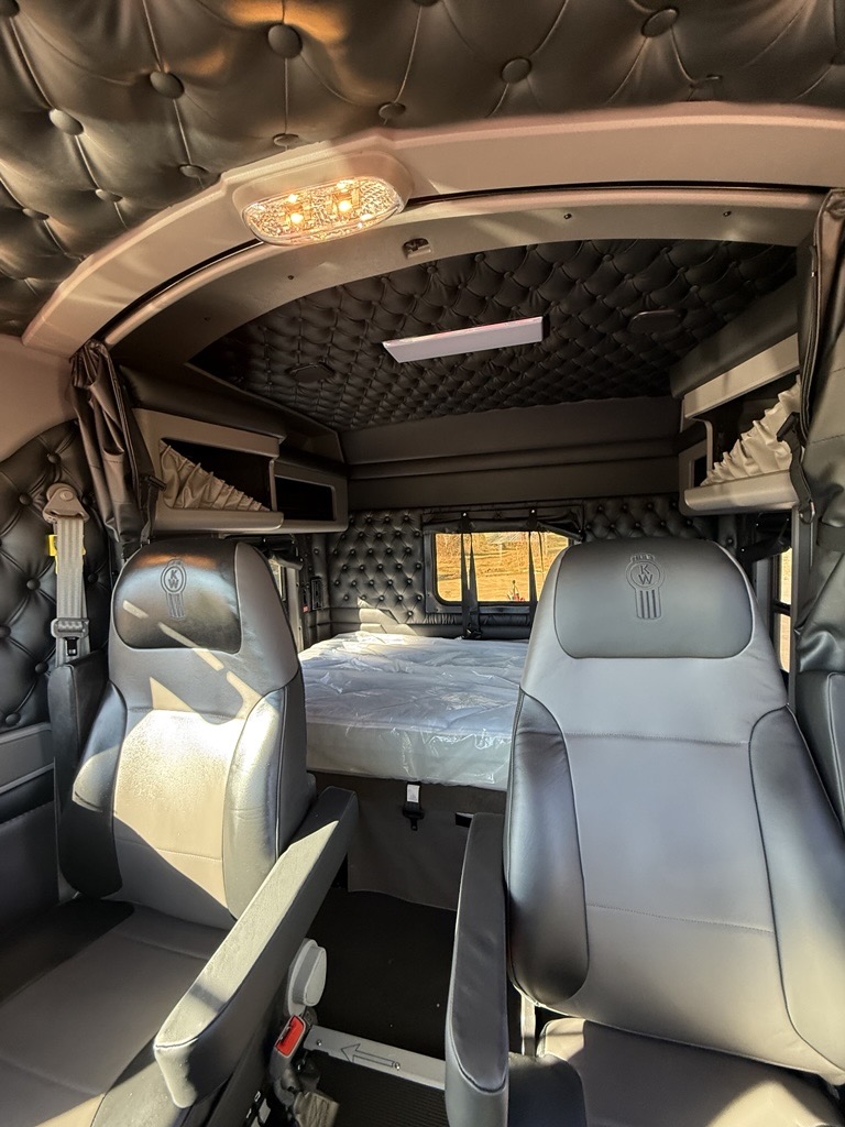 2026 Kenworth - image 9