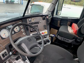 2019 Freightliner - image 4
