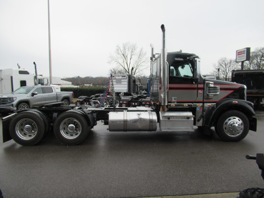 2019 Freightliner - image 7