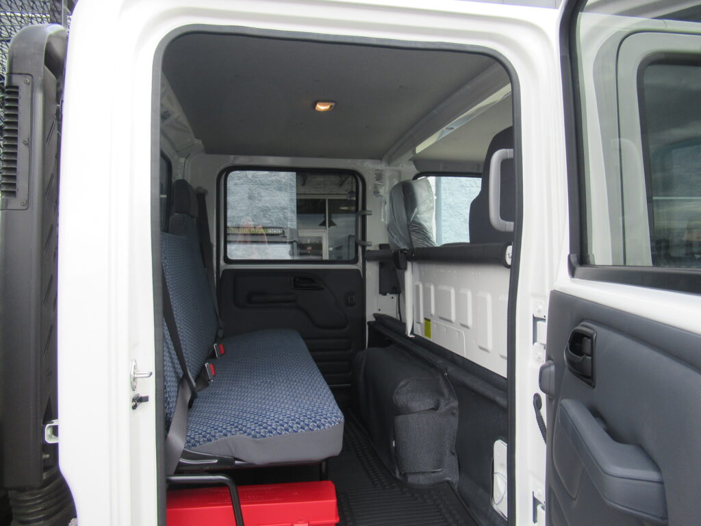 2026 Isuzu - image 4