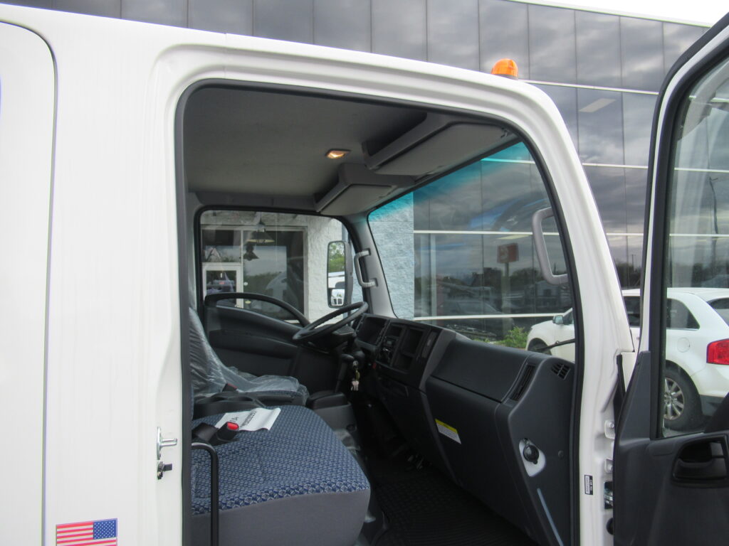 2026 Isuzu - image 5