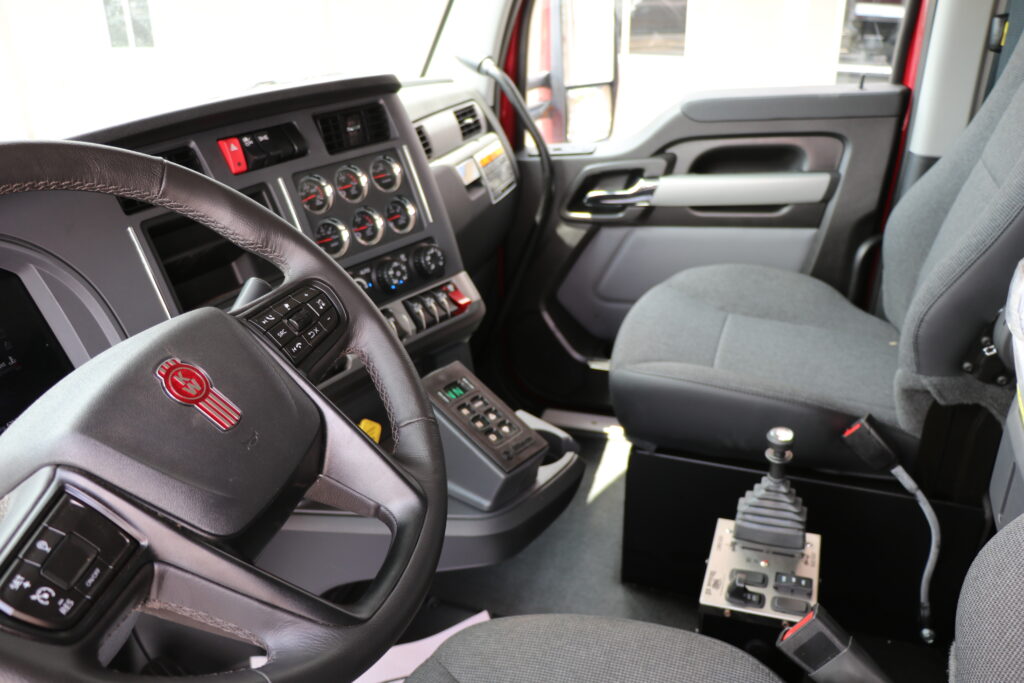 2027 Kenworth - image 9