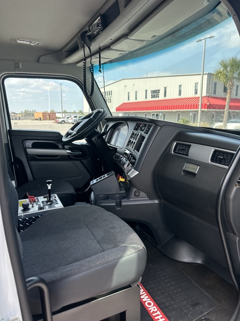2025 Kenworth - image 6