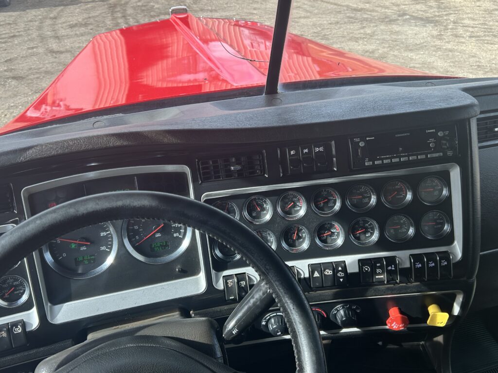 2021 Kenworth - image 7