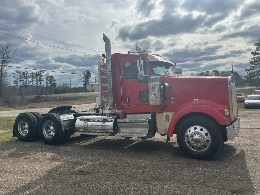 2021 Kenworth - image 4