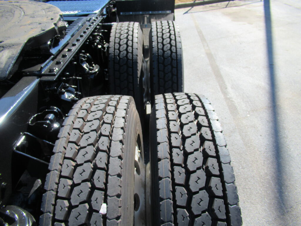 2020 Kenworth - image 13