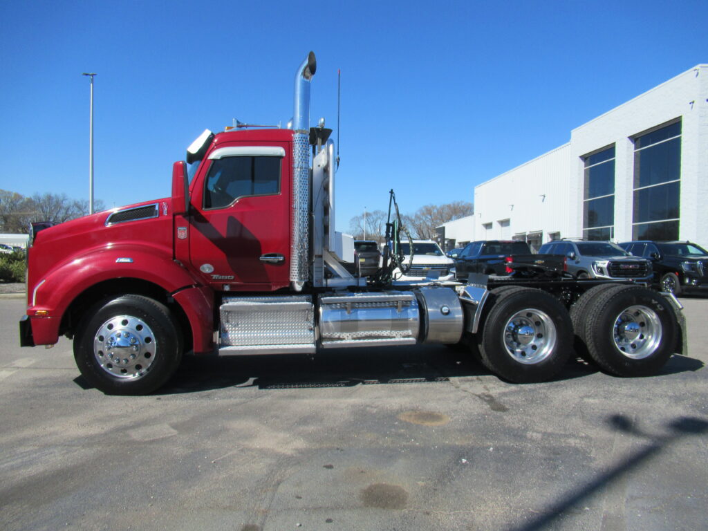2020 Kenworth - image 6