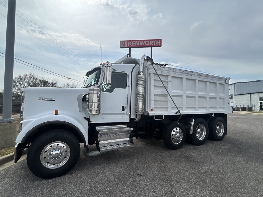 2007 Kenworth - image 2