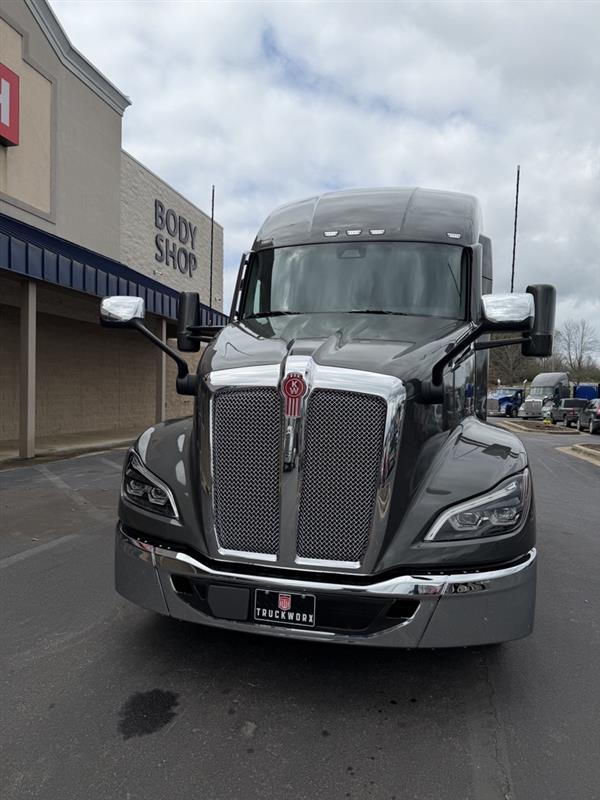 2026 Kenworth - image 3