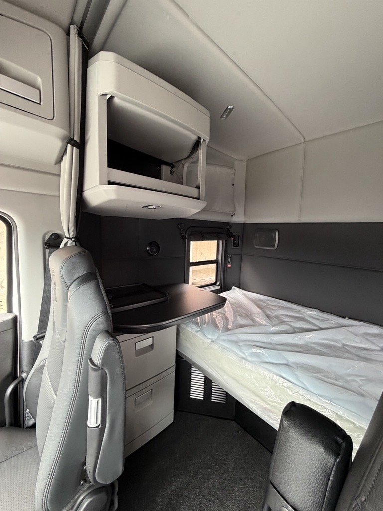 2026 Kenworth - image 12