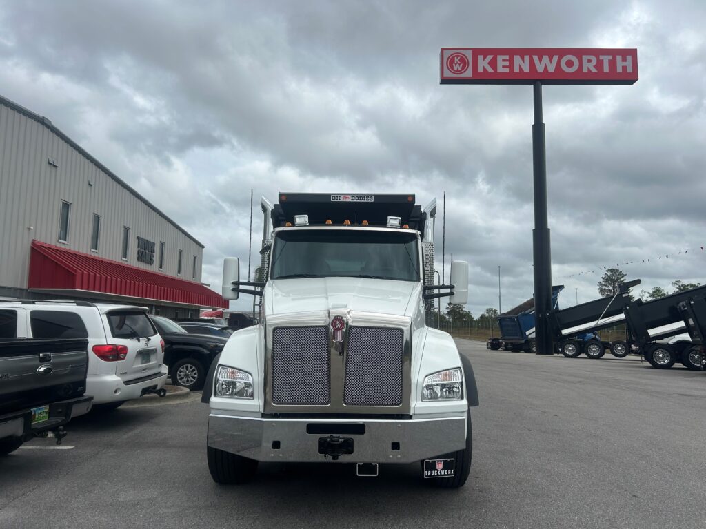 2027 Kenworth - image 3