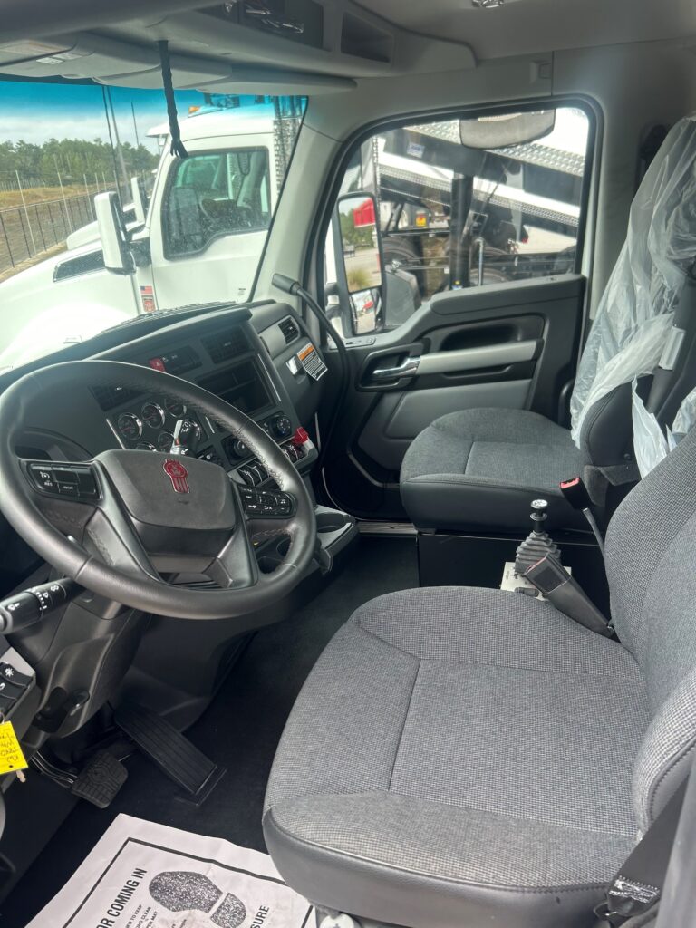 2027 Kenworth - image 7