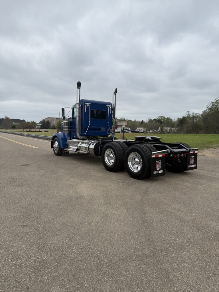 2027 Kenworth - image 8
