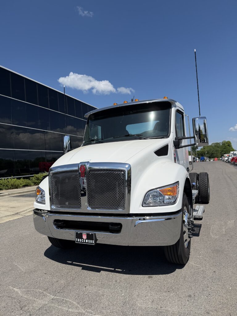 2027 Kenworth - image 6