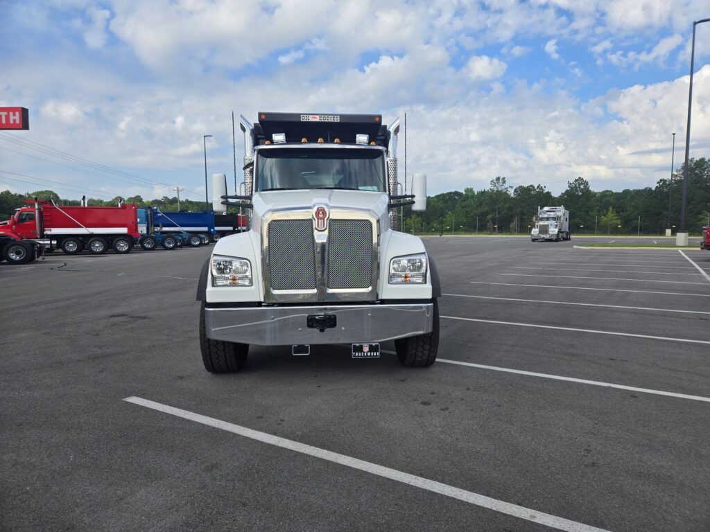 2027 Kenworth T880 in Huntsville, AL — photo 5