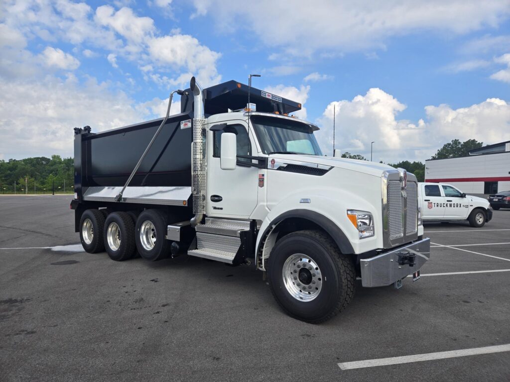 2027 Kenworth T880 in Huntsville, AL