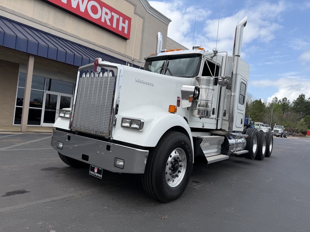 2027 Kenworth W900 in Birmingham, AL