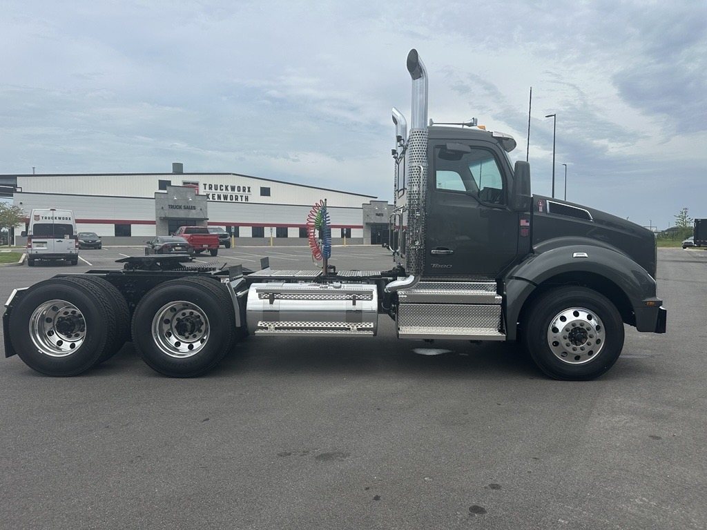 2027 Kenworth in Mobile, AL — photo 5