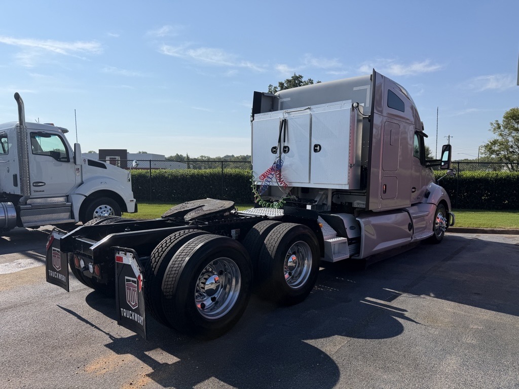 2021 Kenworth in Birmingham, AL — photo 4
