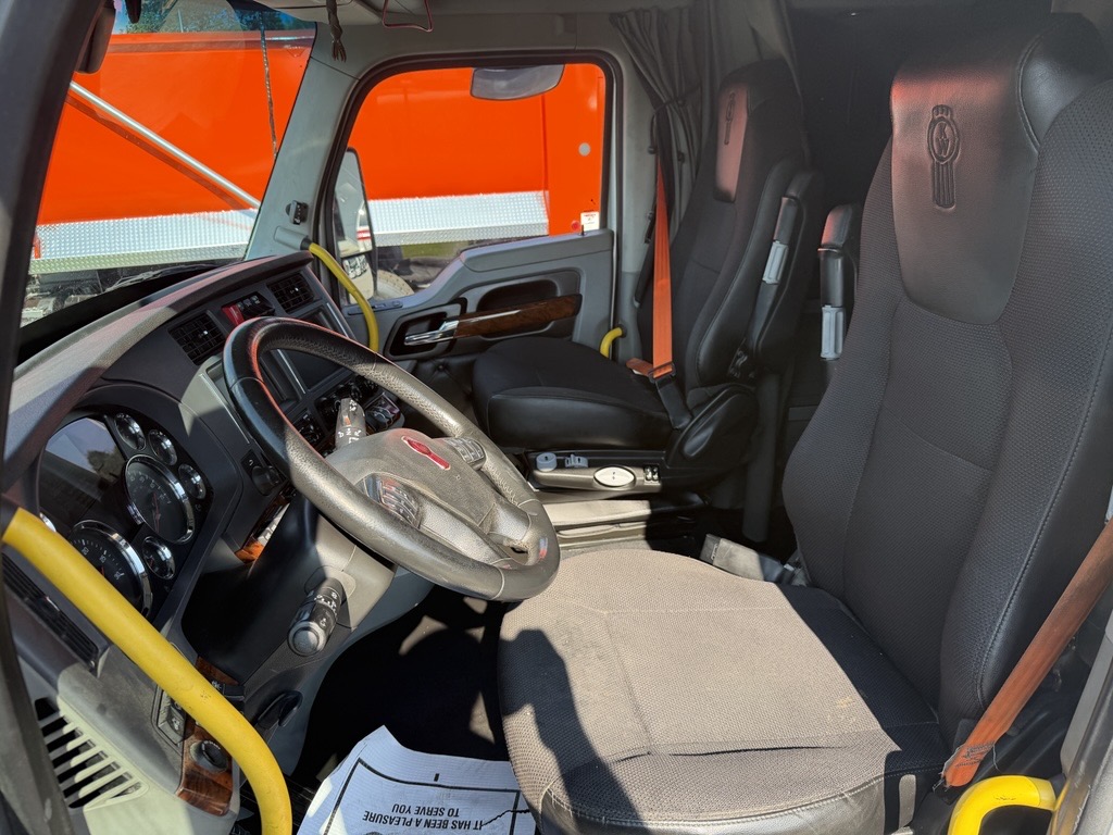 2021 Kenworth in Birmingham, AL — photo 6