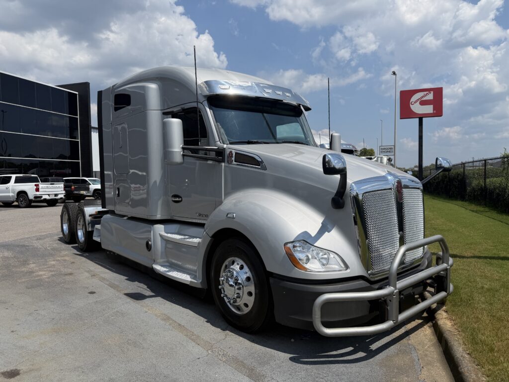 2022 Kenworth in Birmingham, AL — photo 2