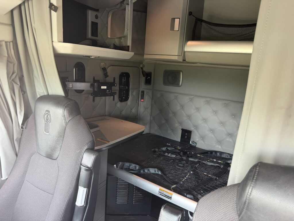 2022 Kenworth in Birmingham, AL — photo 6