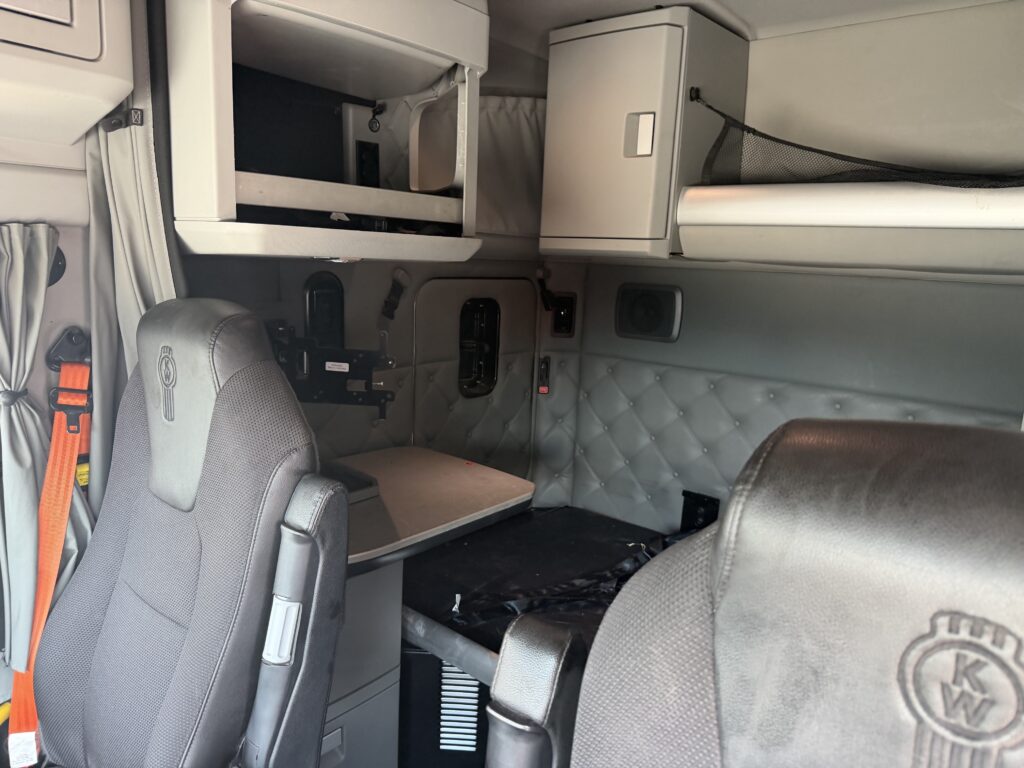 2021 Kenworth in Birmingham, AL — photo 6